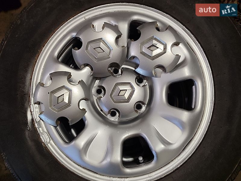 Позашляховик / Кросовер Renault Duster 2010 в Срібному фото 14 Позашляховик / Кросовер Renault Duster 2010 в Срібному