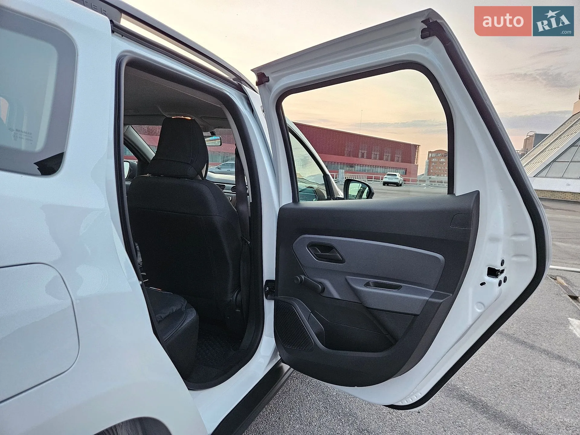 2024 Renault Duster - мініатюра 48
