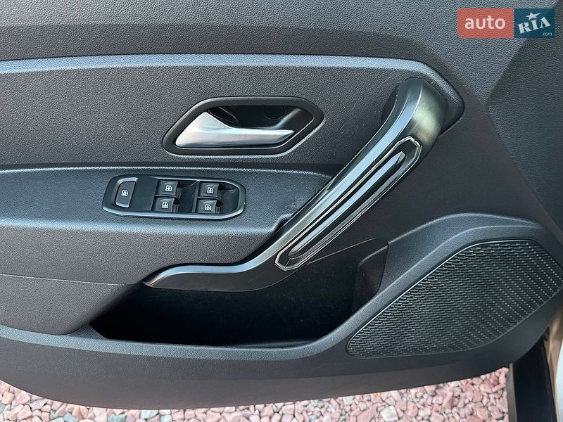 Позашляховик / Кросовер Renault Duster 2019 в Києві фото 13 Позашляховик / Кросовер Renault Duster 2019 в Києві