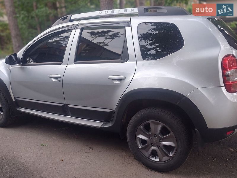 Позашляховик / Кросовер Renault Duster 2016 в Бучі