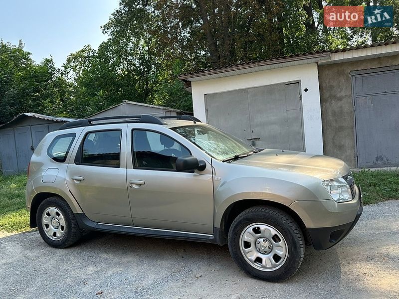 Внедорожник / Кроссовер Renault Duster 2011 в Борщеве
