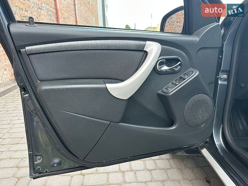 Позашляховик / Кросовер Renault Duster 2016 в Хмельницькому