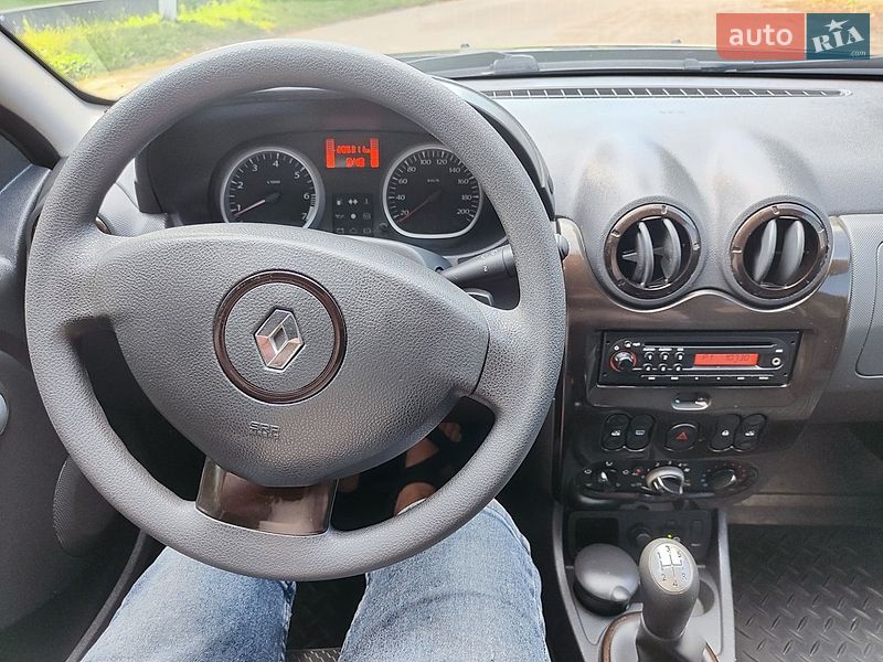 Позашляховик / Кросовер Renault Duster 2011 в Шостці