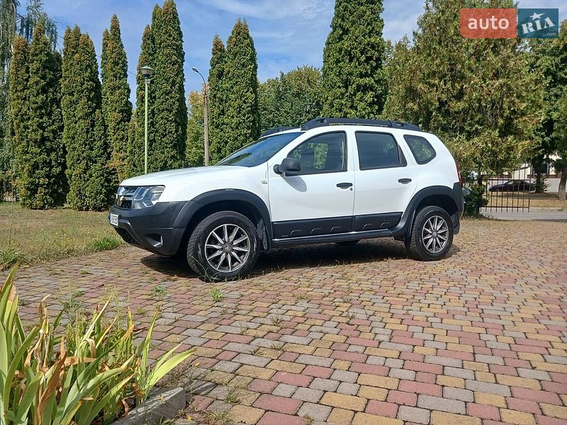 Позашляховик / Кросовер Renault Duster 2017 в Черкасах