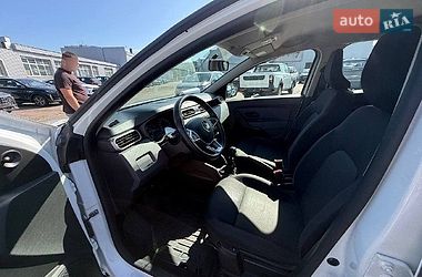 Внедорожник / Кроссовер Renault Duster 2024 в Киеве
