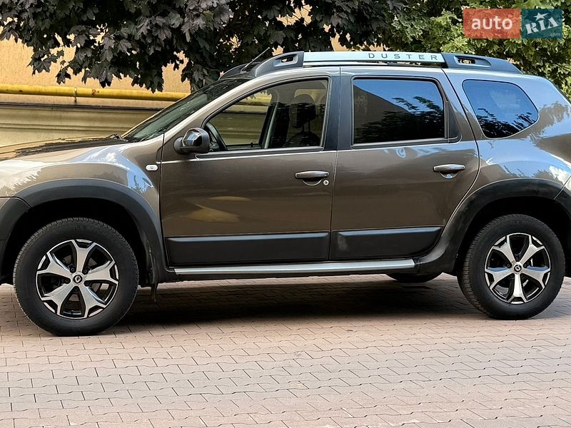 Внедорожник / Кроссовер Renault Duster 2017 в Киеве