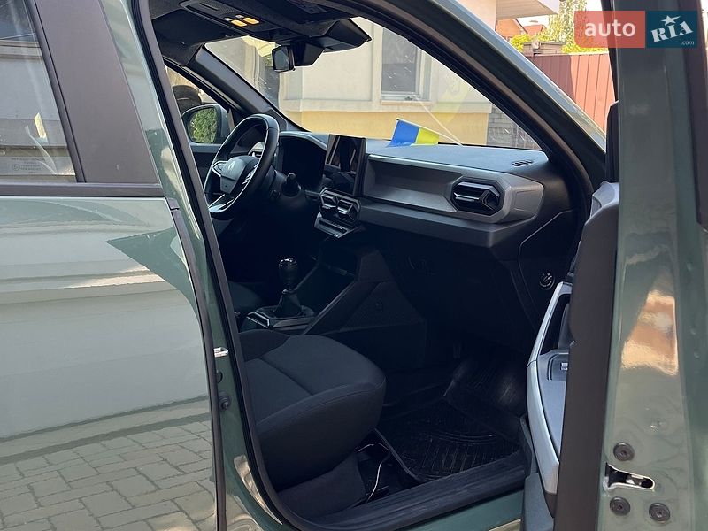 Позашляховик / Кросовер Renault Duster 2024 в Києві фото 8 Позашляховик / Кросовер Renault Duster 2024 в Києві