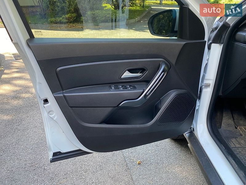Позашляховик / Кросовер Renault Duster 2023 в Києві