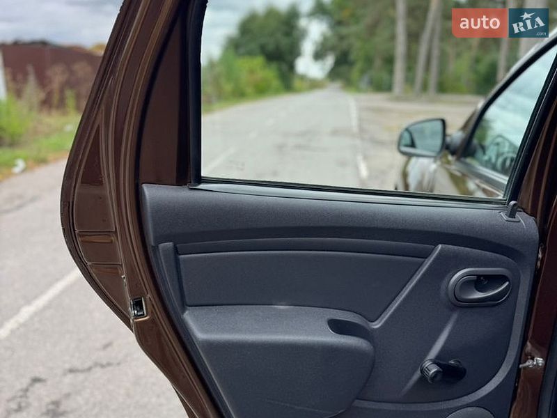 Внедорожник / Кроссовер Renault Duster 2013 в Виннице
