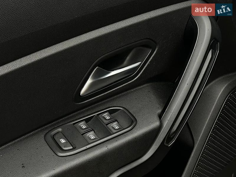 Позашляховик / Кросовер Renault Duster 2020 в Черкасах