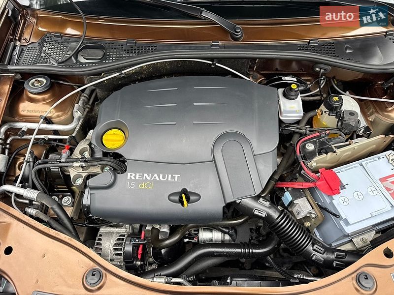 Внедорожник / Кроссовер Renault Duster 2013 в Киеве