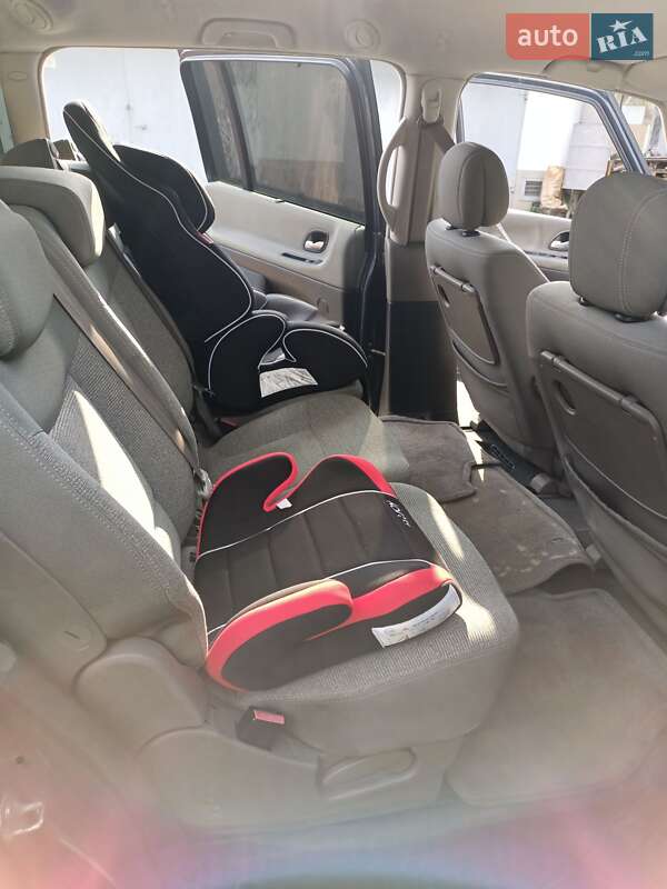 Минивэн Renault Espace 2004 в Калуше