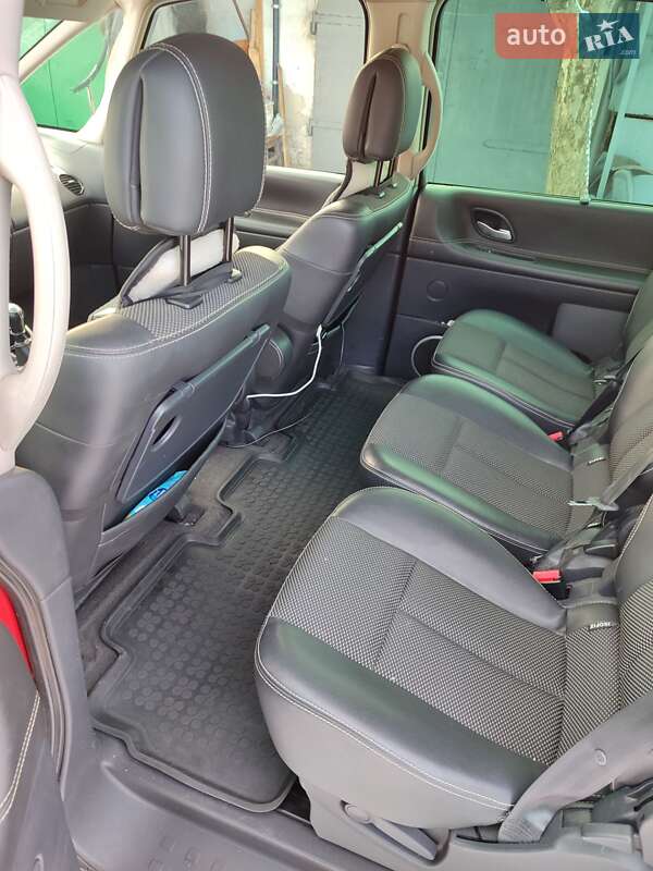 Минивэн Renault Espace 2011 в Шептицькому