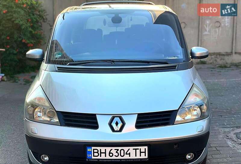 Минивэн Renault Espace 2004 в 