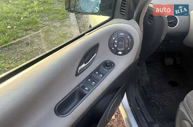 Минивэн Renault Espace 2003 в 