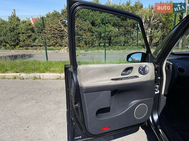 Минивэн Renault Espace 2004 в Хмельницком
