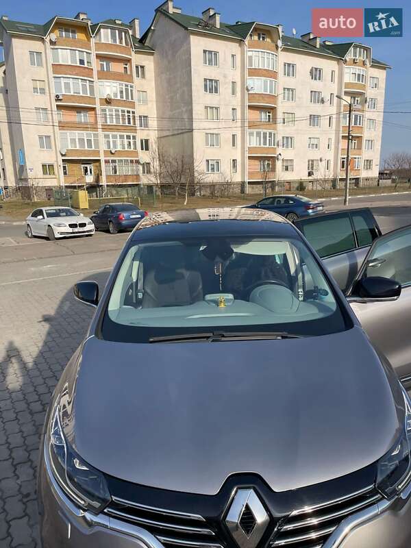 Мінівен Renault Espace 2016 в Стрию