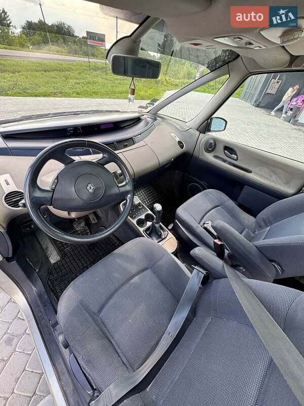 Минивэн Renault Espace 2005 в Дрогобыче