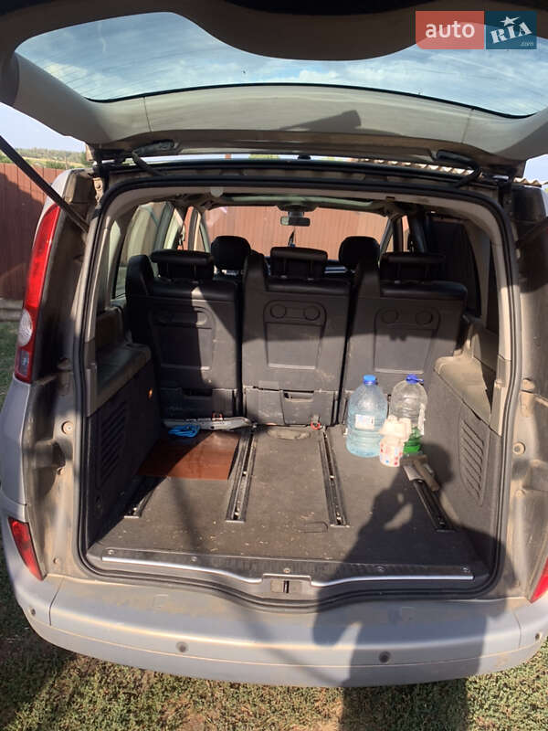 Мінівен Renault Espace 2005 в Павлограді