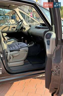 Минивэн Renault Espace 2005 в Славуте