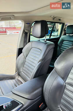 Минивэн Renault Espace 2017 в 
