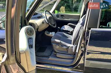 Мінівен Renault Espace 2004 в Львові