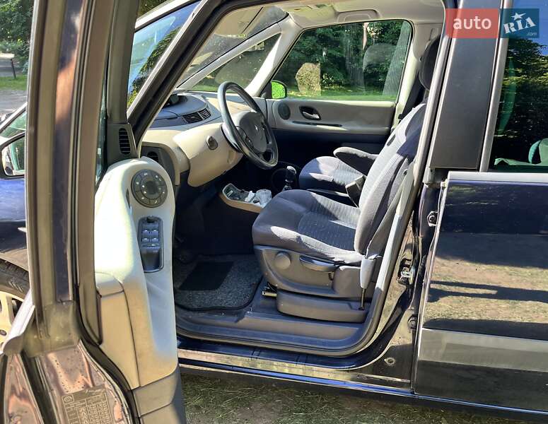 Минивэн Renault Espace 2004 в Львове