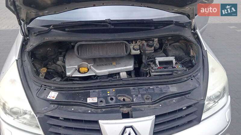 Мінівен Renault Espace 2006 в Віньківцях