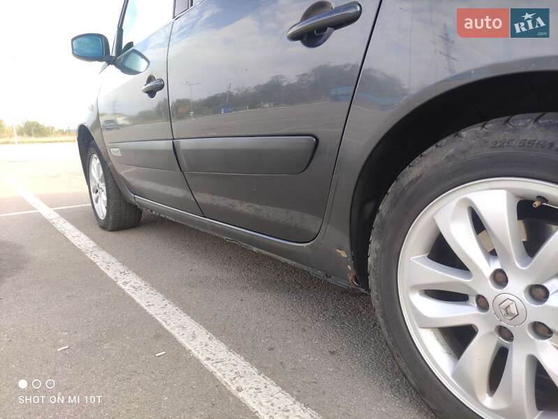 Минивэн Renault Espace 2006 в Вольнянске фото 16 Минивэн Renault Espace 2006 в Вольнянске