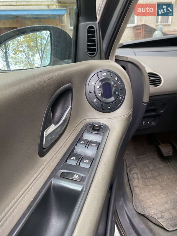 Минивэн Renault Espace 2004 в Черкассах фото 20 Минивэн Renault Espace 2004 в Черкассах