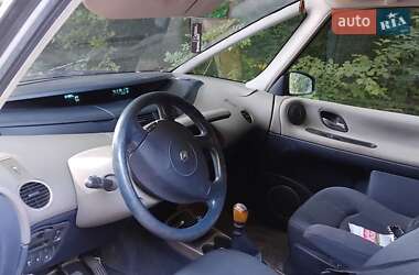 Минивэн Renault Espace 2003 в  фото 4 Минивэн Renault Espace 2003 в