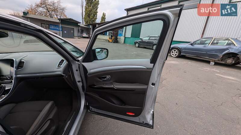 Мінівен Renault Espace 2016 в Рівному