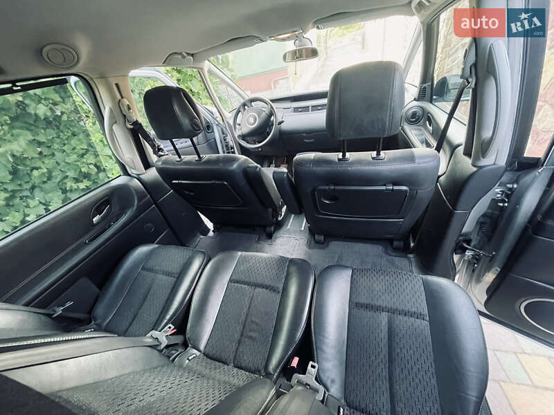 Мінівен Renault Espace 2010 в Тернополі