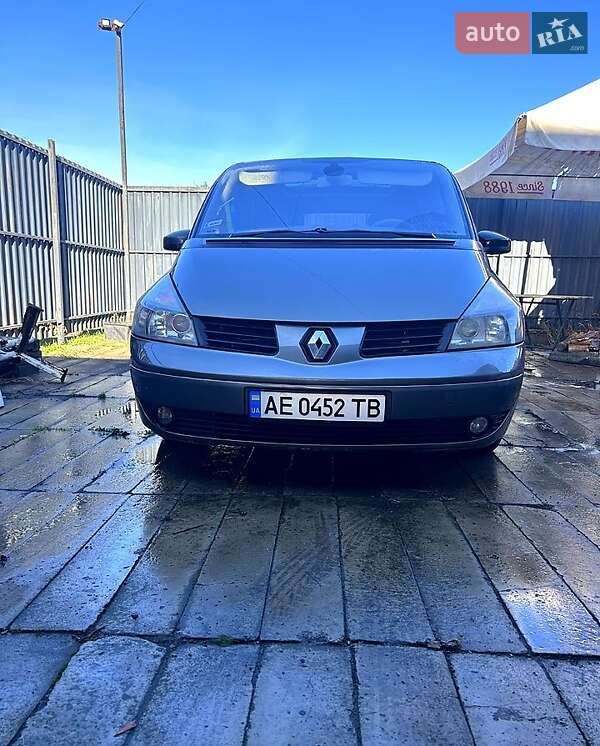 Минивэн Renault Espace 2004 в Першотравенске