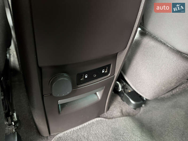 Мінівен Renault Espace 2015 в Луцьку