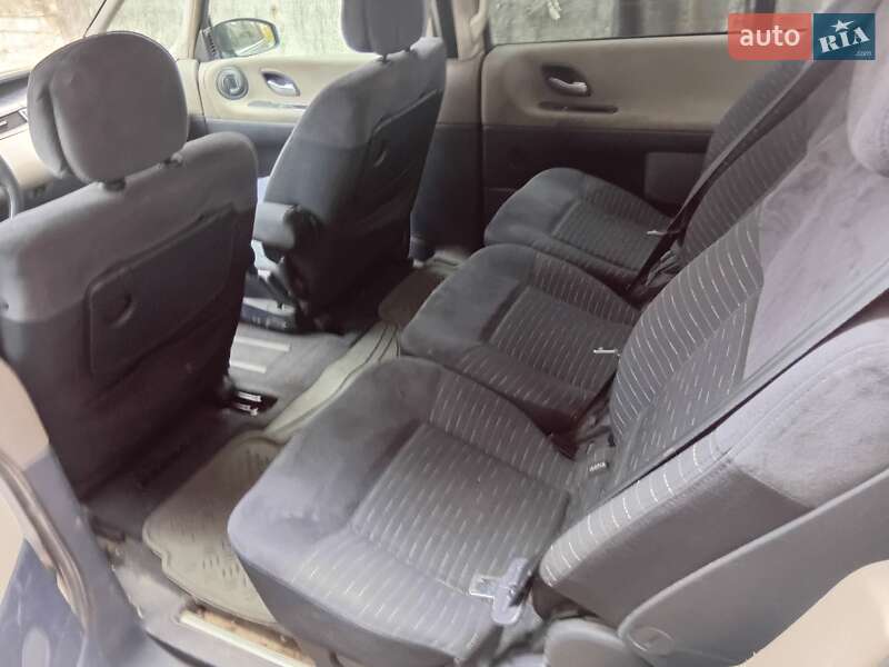 Мінівен Renault Espace 2002 в Ватутіному