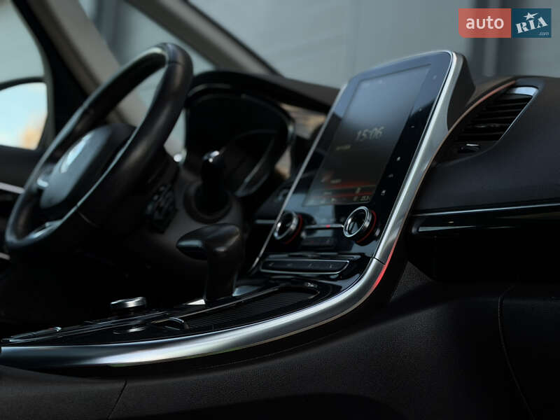 Мінівен Renault Espace 2016 в Дубні