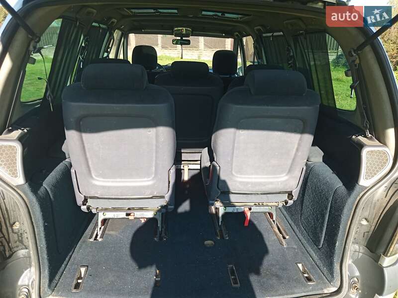 Минивэн Renault Espace 2001 в Луцке