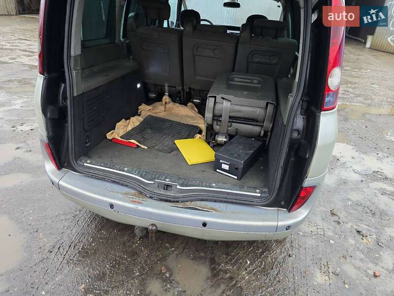 Минивэн Renault Espace 2004 в Снигиревке