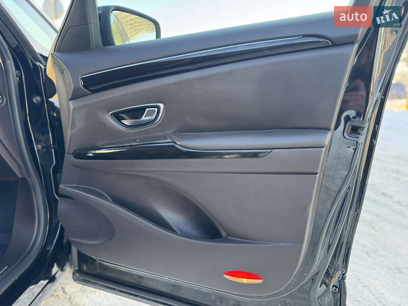 Минивэн Renault Espace 2016 в Дубно