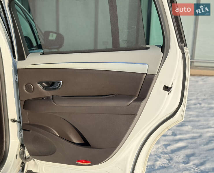 Мінівен Renault Espace 2015 в Києві