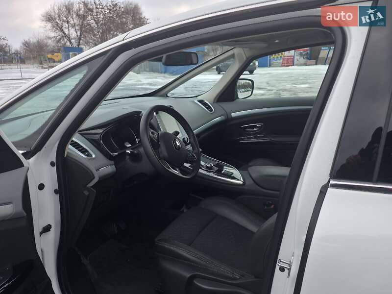 Мінівен Renault Espace 2015 в Дніпрі