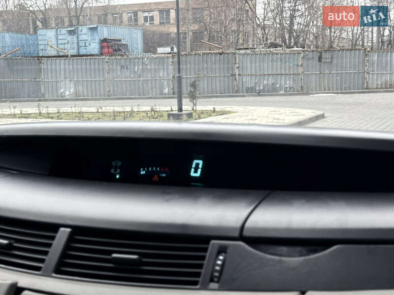 Мінівен Renault Espace 2004 в Одесі фото 53 Мінівен Renault Espace 2004 в Одесі