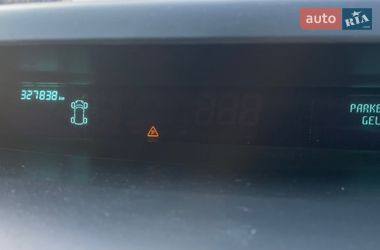 Минивэн Renault Espace 2003 в Косове