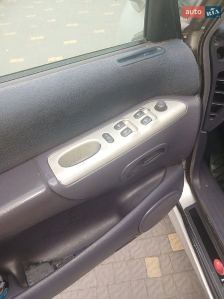 Минивэн Renault Espace 2001 в Львове