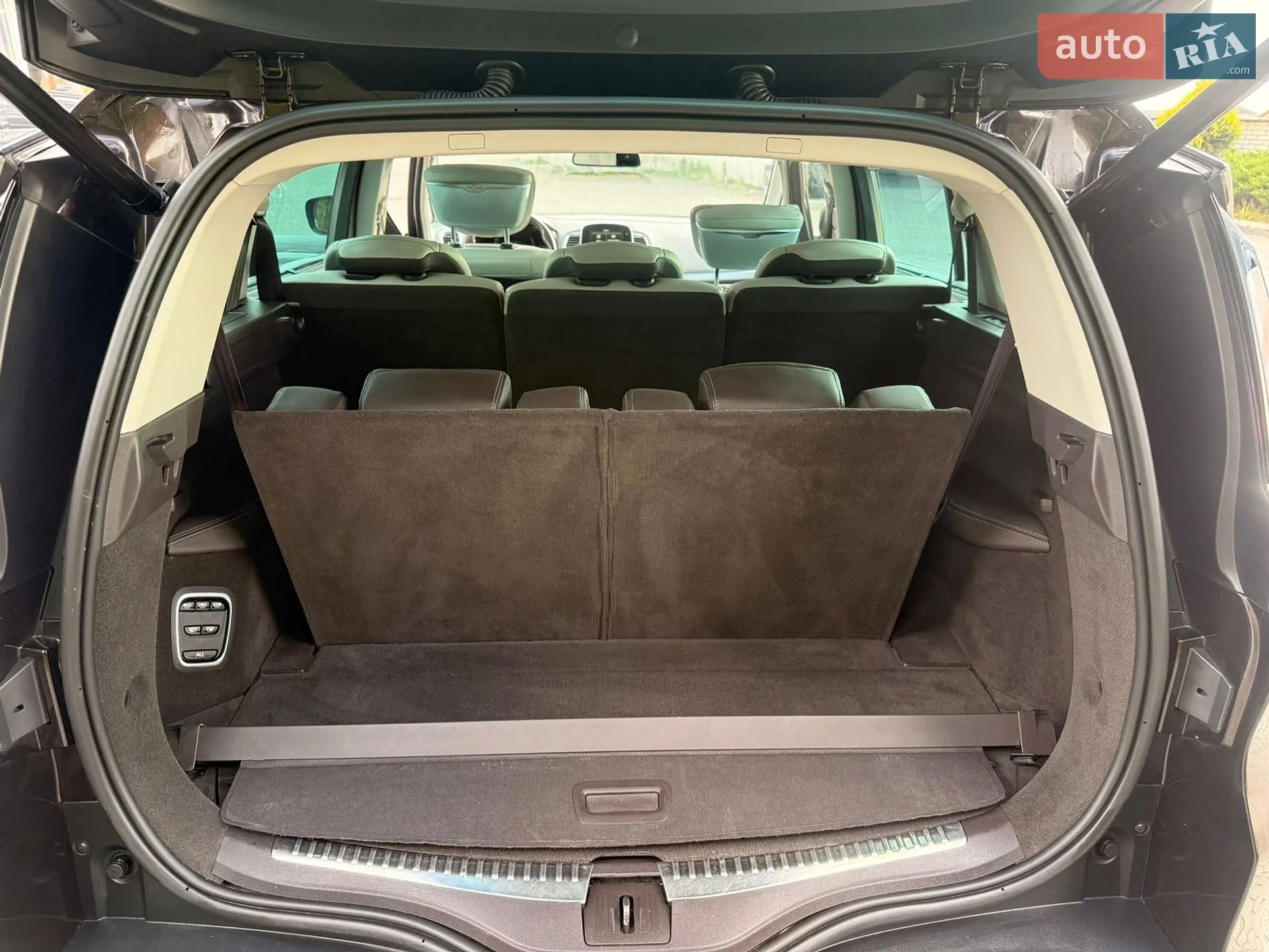 2016 Renault Espace - мініатюра 24