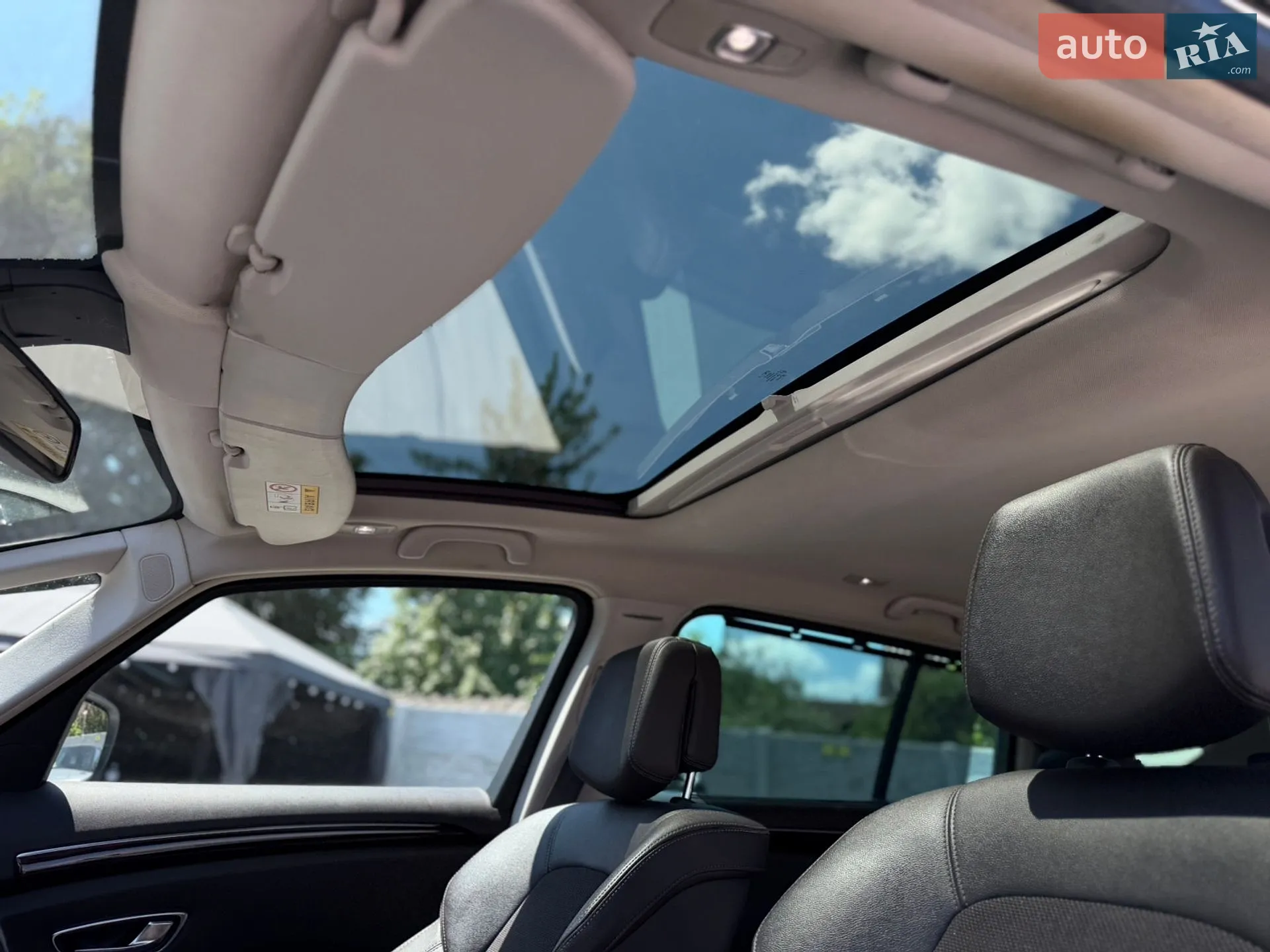 2017 Renault Espace - мініатюра 12