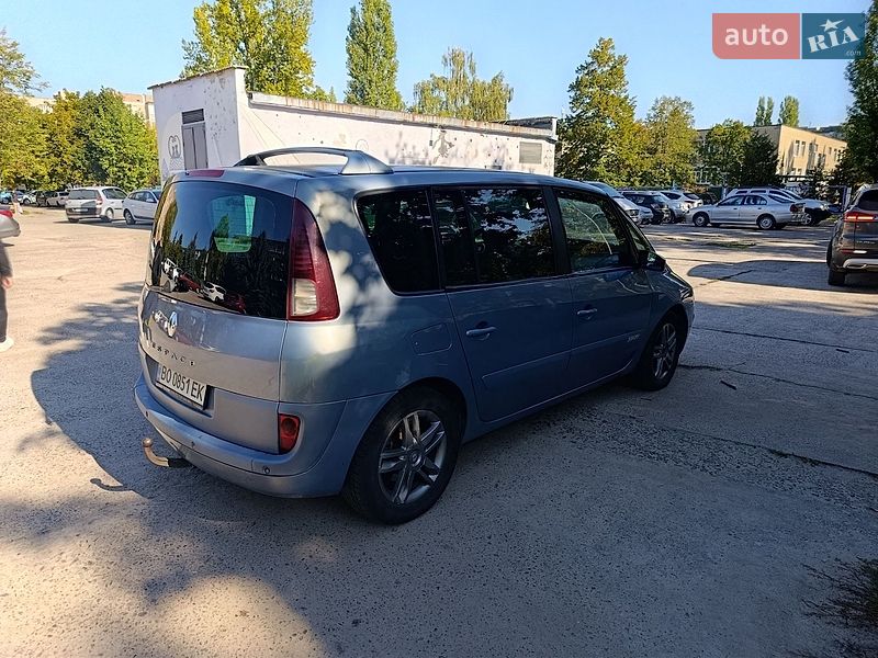 Минивэн Renault Espace 2006 в Сарнах