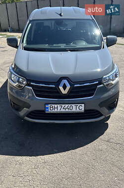 Минивэн Renault Express 2023 в 