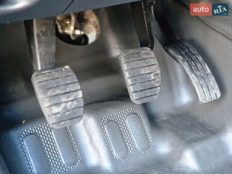 Грузовой фургон Renault Express 2023 в Дрогобыче